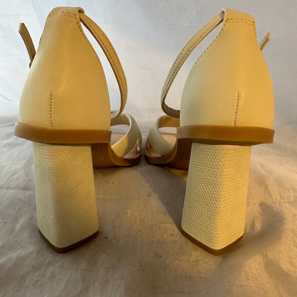 Dolce Vita  Farah Ankle Strap Sandal, Ivory  Women Size 10 & 11  NIB - Picture 5 of 7